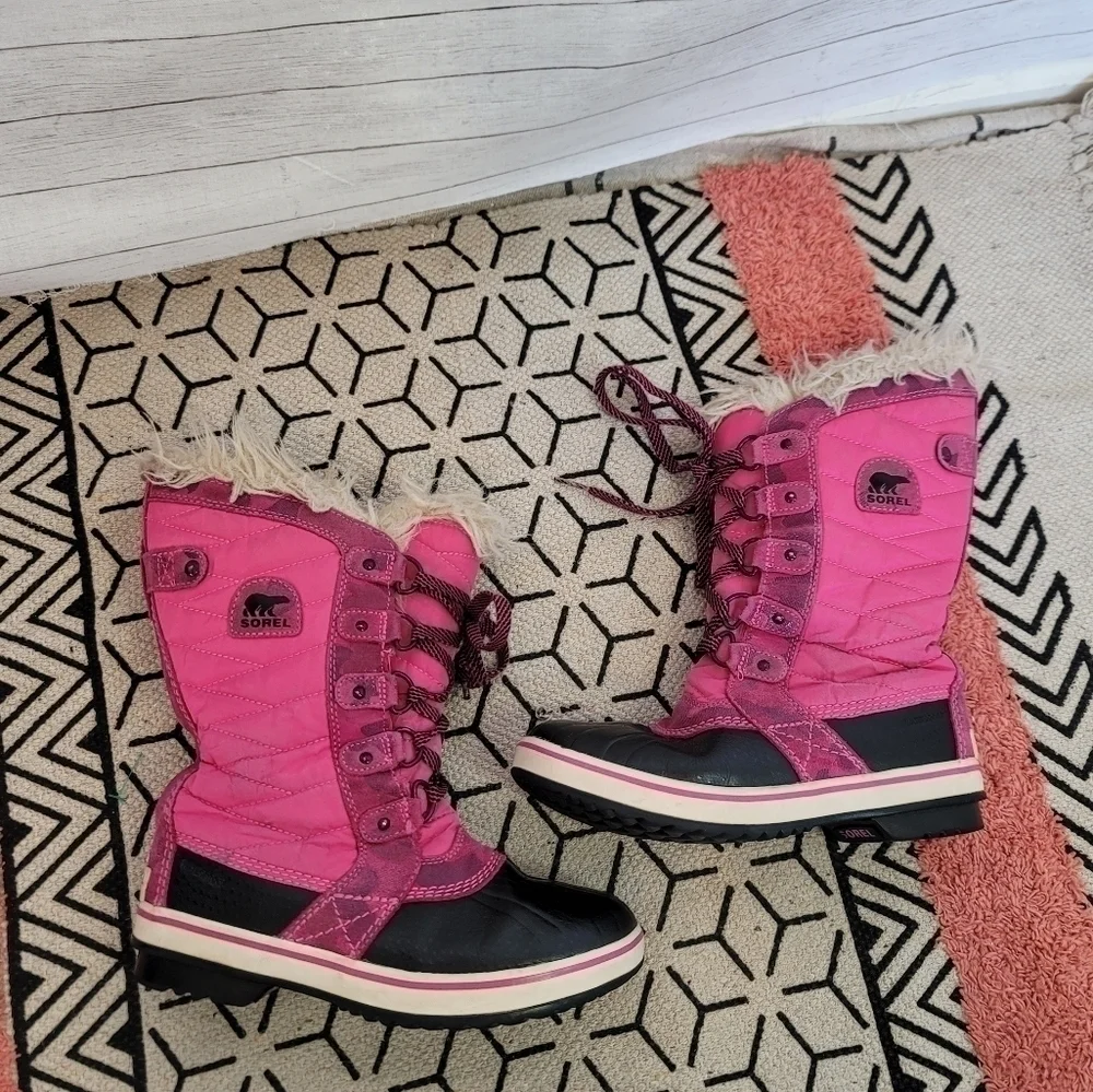 SOREL TOFINO PINK CAMO WATERPROOF SNOW BOOTS, SZ 3